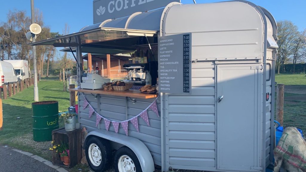 Doris - Coffee Horse Box Unit